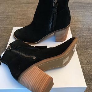 NWT in box never worn Dolce Vita Lanie suede boot